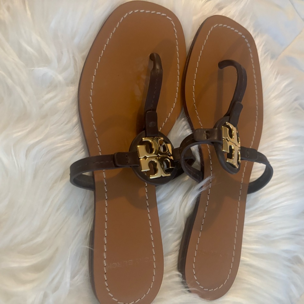 TORY BURCH BROWN SLIDES. - Picture 3 of 6